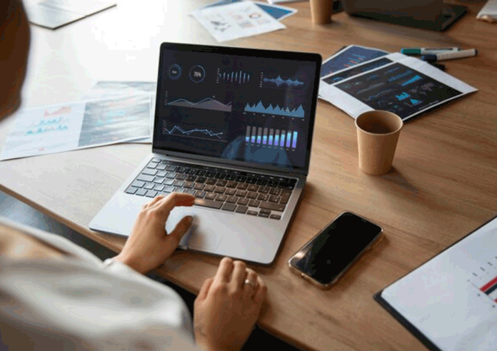 Crossing the Storm: Foreign Traders’ Warm Business in 2025